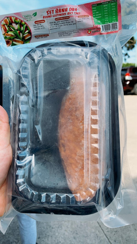 Bánh dày chả mỡ 16$