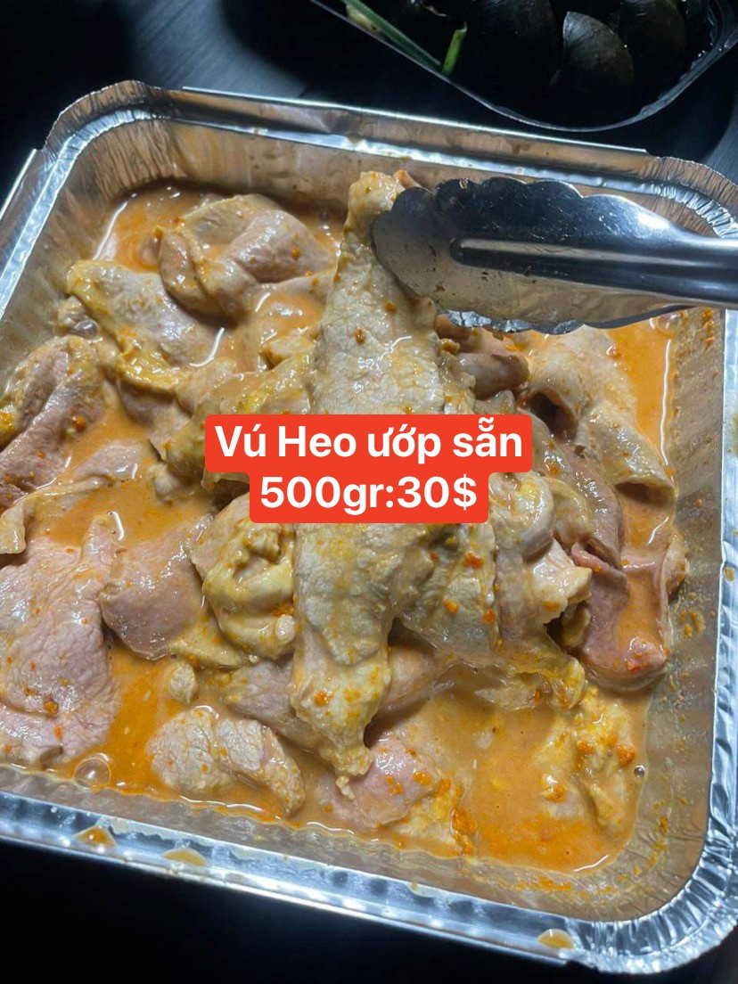 Vú heo ướp chao 50$