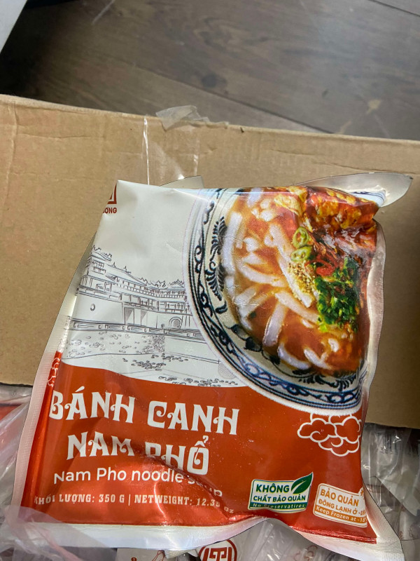 Bánh canh năm phổ 9$