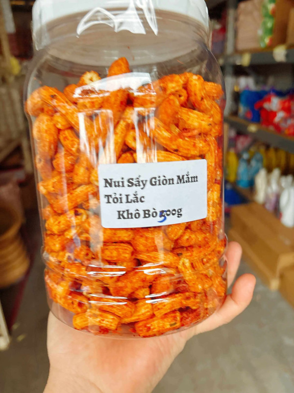 nui sấy giòn mắm tỏi lắc khô bò 17$