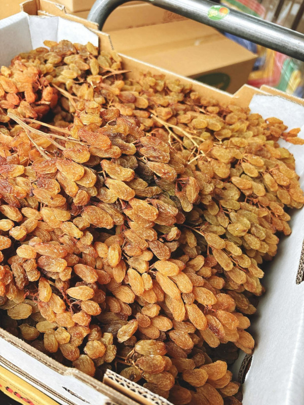 nho khô thompson 70$