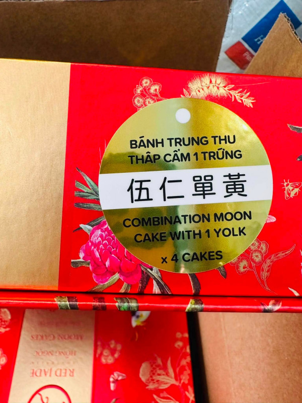Bánh Trung Thu thập cẩm 1 trứng
