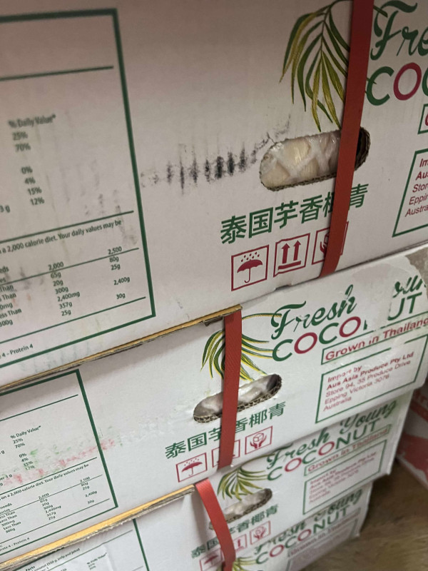 Dừa tươi Thái 40$ 1 thùng