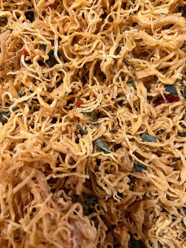 Khô gà lá chanh 500gr